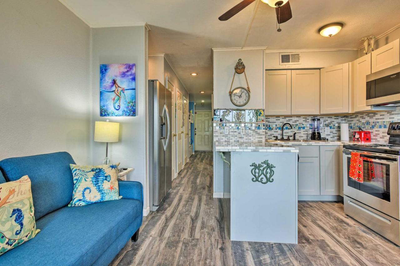 Waterfront Corpus Christi Escape With Pool Access! Lejlighed Eksteriør billede